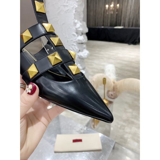 Replica Valentino 2542 V814 Buddha Luxury Replica Valentino Roman Stud Ballet Flats In Black Calfskin Uk - 2542 - Buddha Luxury
