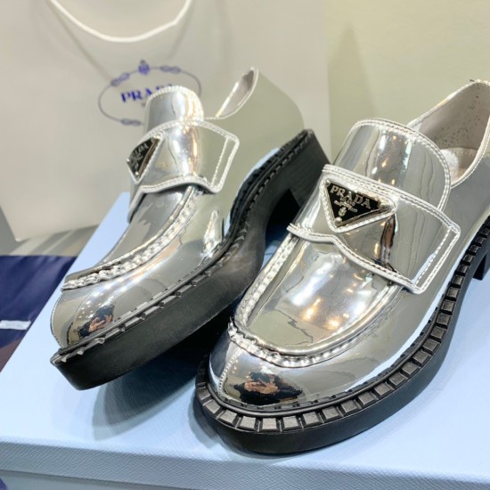 Replica pradaloafers in silver metallic leather uk replica pradaloafers in silver metallic leather uk