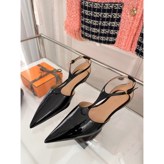 Replica Bottega Veneta Rocket T-Bar Ballerina Flats In Black Patent Leather Uk - 2482 - Buddha Luxury