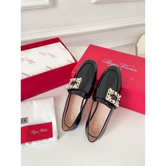 replica Roger Vivier Mini Broche Buckle Loafers in Black Patent Leather UK
