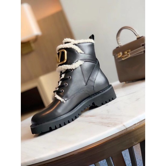 Replica Valentino VLogo Combat Boots with Shearling Lining UK replica Valentino VLogo Combat Boots with Shearling Lining UK
