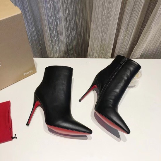 replica Christian Louboutin So Kate Booty 100MM In Black Leather UK