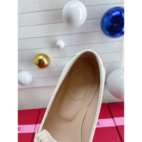 Replica Roger Vivier Metal Buckle Morsetto Loafers in White Patent Leather UK replica Roger Vivier Metal Buckle Morsetto Loafers in White Patent Leather UK