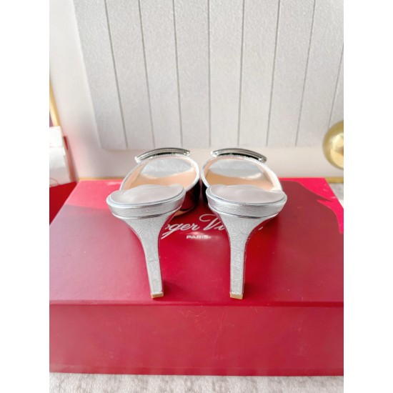 Replica Roger Vivier Trompette Metal Buckle Mules in Silver Metallic Leather UK replica Roger Vivier Trompette Metal Buckle Mules in Silver Metallic Leather UK