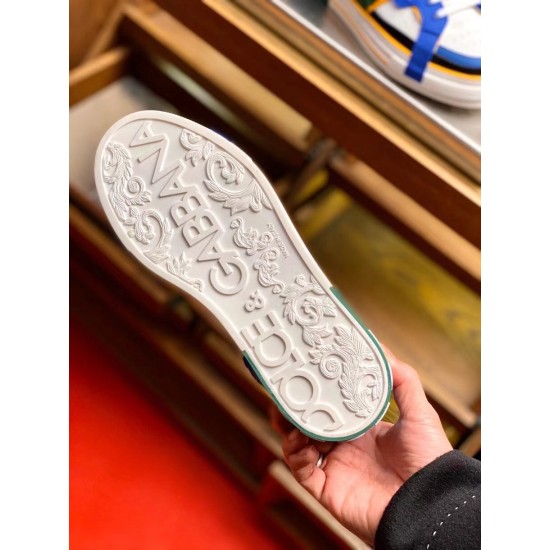 Dolce & Gabbana Custom 2.Zero high-top trainers embossed white rubber outsole view in blue and white