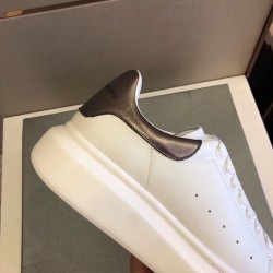 alexander mcqueenoversized sneakers with anthracite heel uk