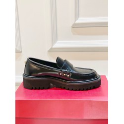 valentinorockstud loafers in black calfskin uk valentinorockstud loafers in black calfskin uk