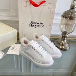 alexander mcqueenoversized sneakers with white shearling uk alexander mcqueenoversized sneakers with white shearling uk