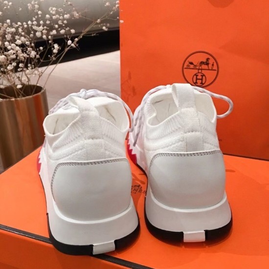 Hermes Addict White Knit Trainers Heel View Hermes Addict white knit low top trainers heel counter detail