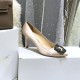 Replica Manolo Blahnik Hangisi 70 Pumps In Champagne Satin UK replica Manolo Blahnik Hangisi 70 Pumps In Champagne Satin UK