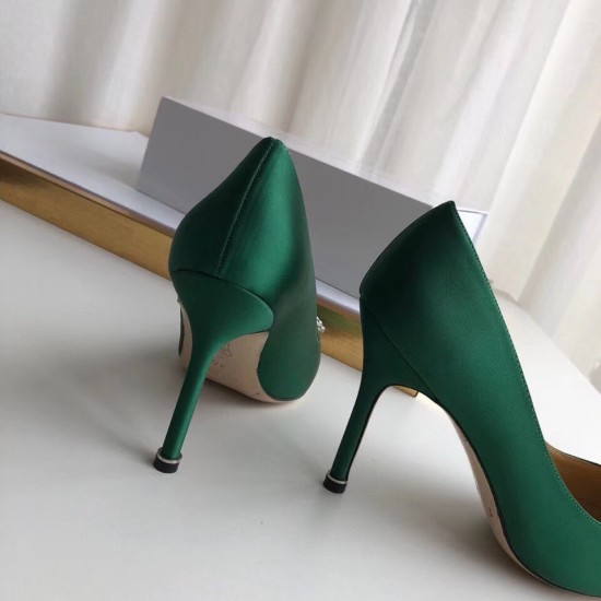 Replica Manolo Blahnik Hangisi 105 Pumps In Green Satin UK replica Manolo Blahnik Hangisi 105 Pumps In Green Satin UK