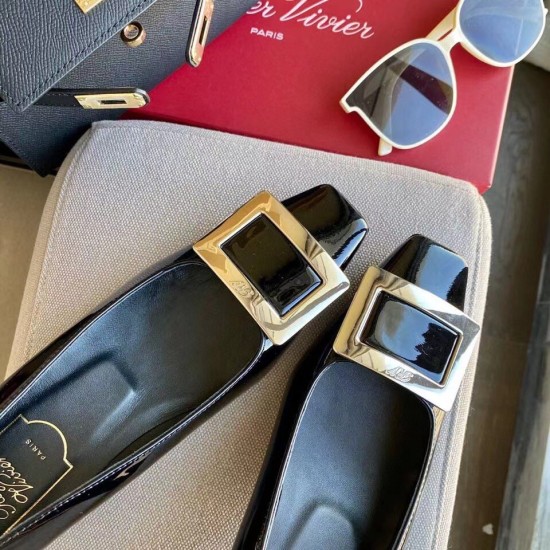 Replica Roger Vivier Belle Vivier 45mm Pumps In Black Patent Leather UK replica Roger Vivier Belle Vivier 45mm Pumps In Black Patent Leather UK