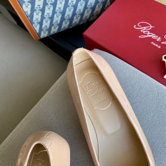 Replica Roger Vivier Belle Vivier 45mm Pumps In Nude Patent Leather UK replica Roger Vivier Belle Vivier 45mm Pumps In Nude Patent Leather UK