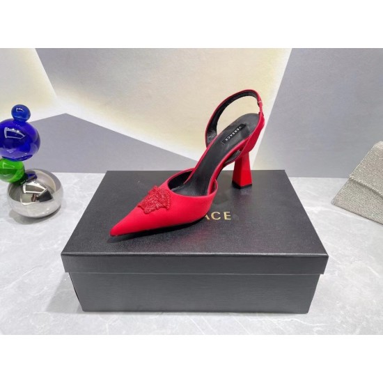 Replica Versace La Medusa Slingback Pumps In Red Satin Uk Replica Versace La Medusa Slingback Pumps In Red Satin Uk