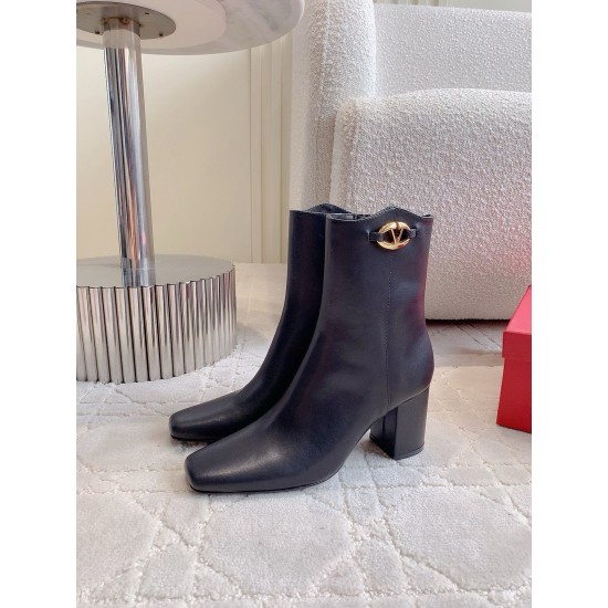 Replica Valentino VLogo The Bold Edition Ankle Boots 70mm in Black Calfskin UK replica Valentino VLogo The Bold Edition Ankle Boots 70mm in Black Calfskin UK