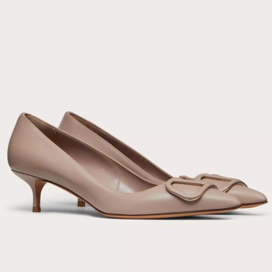 Replica Valentino VLogo Signature Pumps 45mm In Poudre Calfskin UK replica Valentino VLogo Signature Pumps 45mm In Poudre Calfskin UK