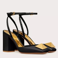Valentino One Stud Pumps 90Mm In Black Patent Leather Uk