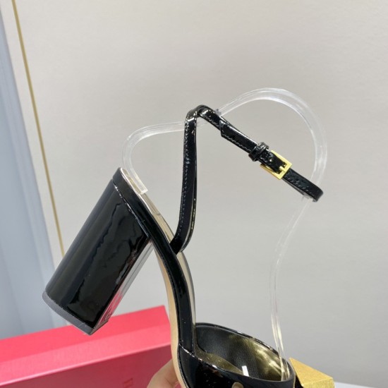 Replica Valentino One Stud Pumps 90Mm In Black Patent Leather Uk - 3311 - Buddha Luxury