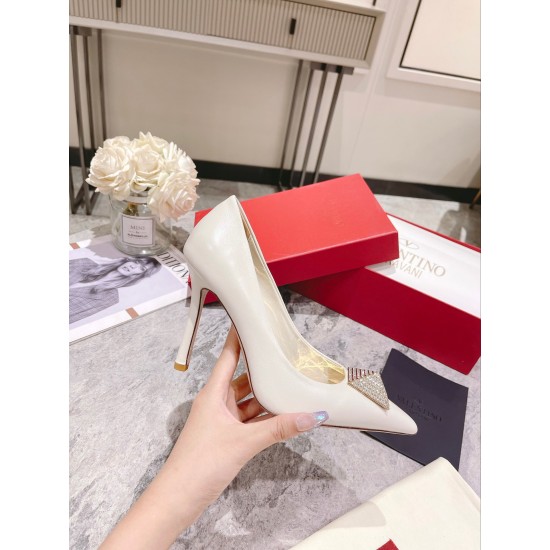 replica Valentino One Stud Pumps 100mm in White Nappa Leather with Crystal UK