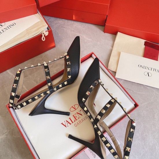 Replica Valentino 3271 V907 Buddha Luxury Replica Valentino Rockstud Ankle Strap Pumps 100Mm In Black Calfskin Uk - 3271 - Buddha Luxury