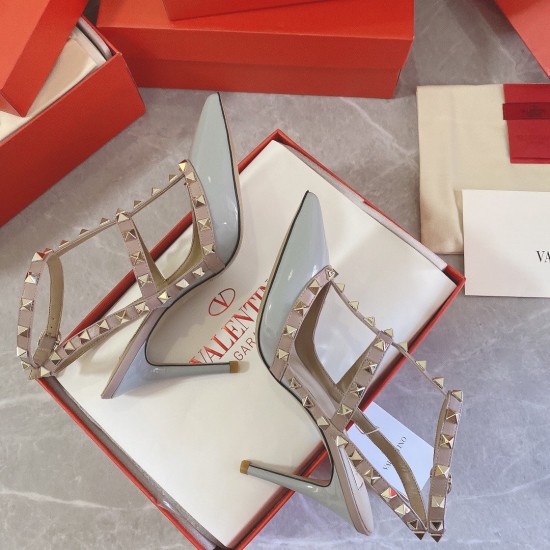 Replica Valentino Rockstud Caged Pumps 100mm In Blue Patent Leather UK replica Valentino Rockstud Caged Pumps 100mm In Blue Patent Leather UK
