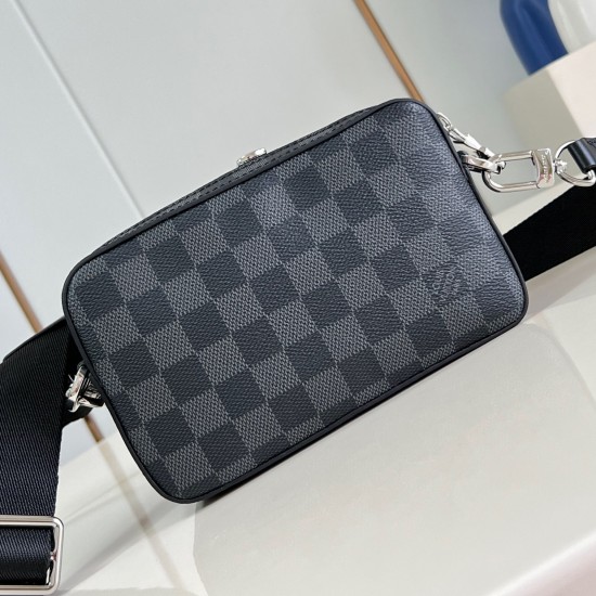 Replica ALPHA WEARABLE WALLET DAMIER GRAPHITE CANVAS N60418 UK replica ALPHA WEARABLE WALLET DAMIER GRAPHITE CANVAS N60418 UK
