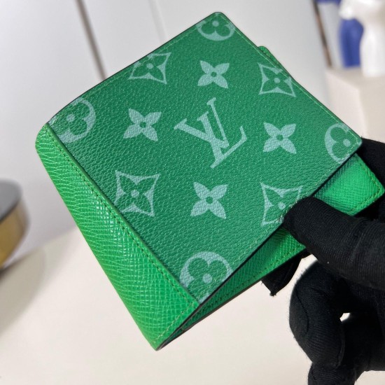 Replica MULTIPLE WALLET CACTUS GREEN TAIGA COWHIDE LEATHER M30993 UK replica MULTIPLE WALLET CACTUS GREEN TAIGA COWHIDE LEATHER M30993 UK