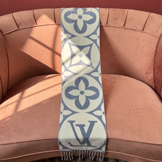 Replica Medallion Scarf In Grey Uk