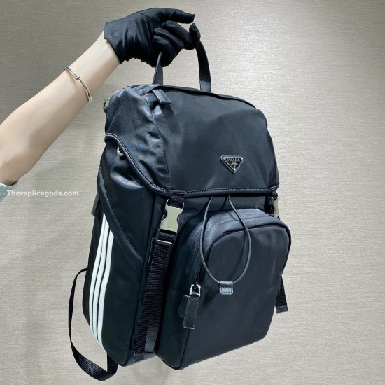 Replica BLACK RE-NYLON BACKPACK IN BLACK UK replica BLACK RE-NYLON BACKPACK IN BLACK UK