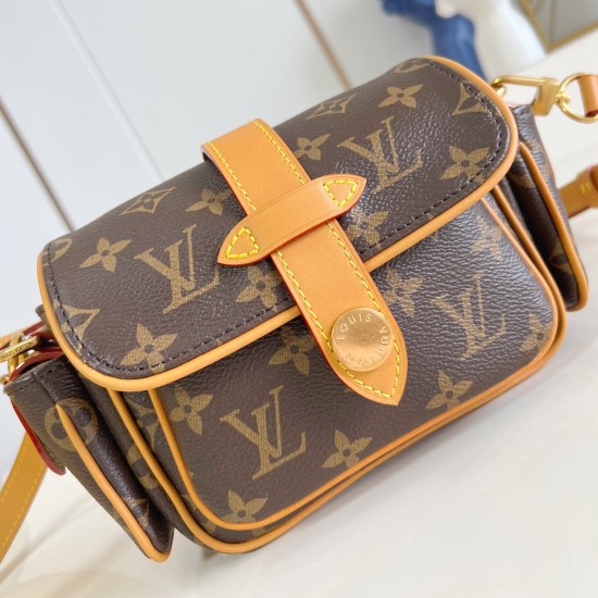 Replica CARGO WEARABLE WALLET BROWN MONOGRAM CANVAS M14742 UK replica CARGO WEARABLE WALLET BROWN MONOGRAM CANVAS M14742 UK