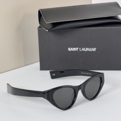 Sunglasses In Black Slm144 - Sg132 Uk Sunglasses In Black Slm144 - Sg132 Uk