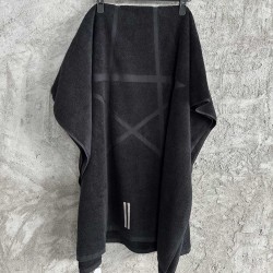 PENTAGRAM BEACH TOWEL IN BLACK COTTON UK