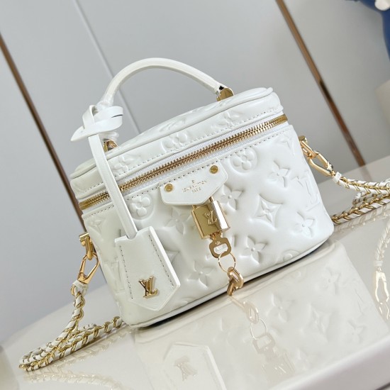 Replica Vanity Pm Bag In White M25219 Uk Replica Vanity Pm Bag In White M25219 Uk