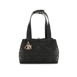 Calfskin Macrocannage Small Toujours In Black Uk