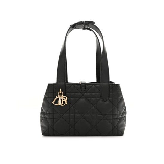 Replica Dior Women CrossBody and Shoulder Calfskin Macrocannage Small Toujours In Black Uk Replica Dior Women CrossBody and Shoulder Calfskin Macrocannage Small Toujours In Black Uk