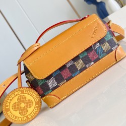 Steamer East West Wearable Wallet In Multicolor N00187 Uk Steamer East West Wearable Wallet In Multicolor N00187 Uk