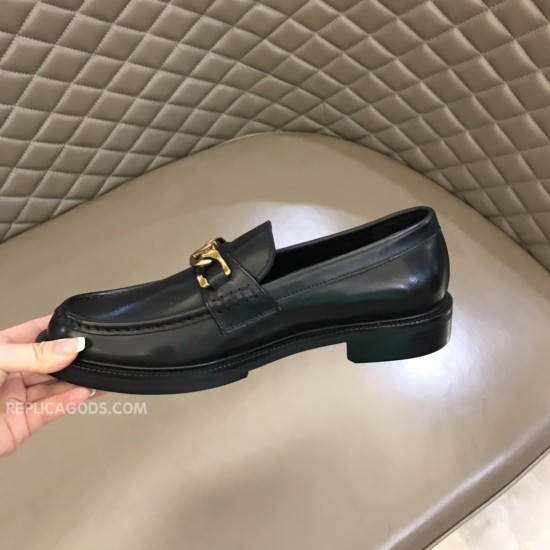 Replica LOGO PLAQUE LEATHER LOAFERS IN BLACK - VL98 UK replica LOGO PLAQUE LEATHER LOAFERS IN BLACK - VL98 UK
