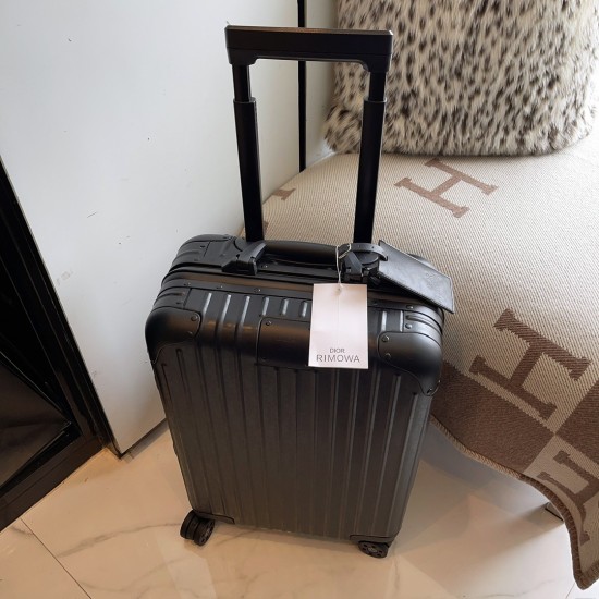 replica DI0R X RIMOWA CABIN LUGGAGE BLACK MONOGRAM OBLIQUE UK
