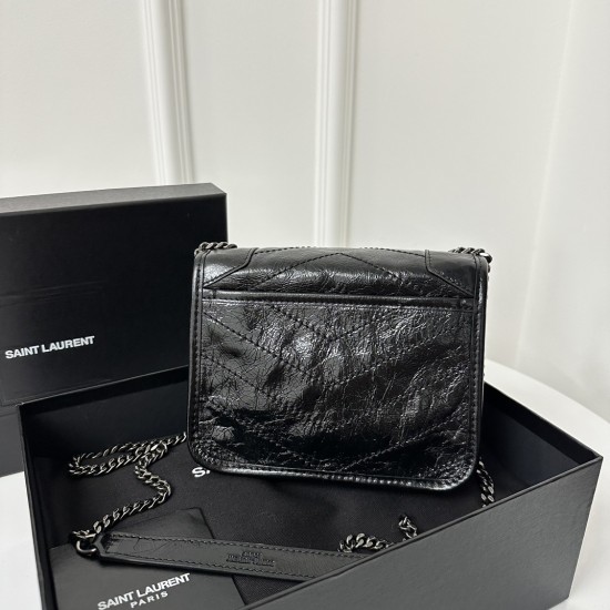 Replica Niki Chain Wallet Black Calfskin Uk - 12045 - Buddha Luxury