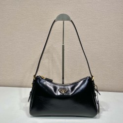 AIMEE MEDIUM NAPLAK LEATHER SHOULDER BAG IN BLACK UK AIMEE MEDIUM NAPLAK LEATHER SHOULDER BAG IN BLACK UK