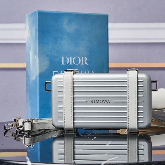 replica DI0R X RIMOWA ALUMINUM UTILITY CASE IN SILVER UK