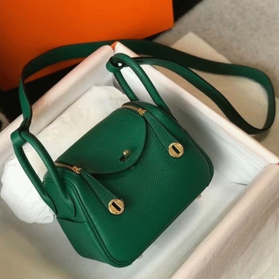 Replica Designerhermes Lindy Mini Handbag In Green Clemence Leather Uk Replica Designerhermes Lindy Mini Handbag In Green Clemence Leather Uk