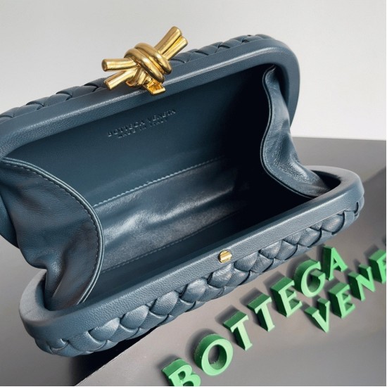 Replica Space Color Bottega Veneta Knot Clutchversion Uk Replica Space Color Bottega Veneta Knot Clutchversion Uk