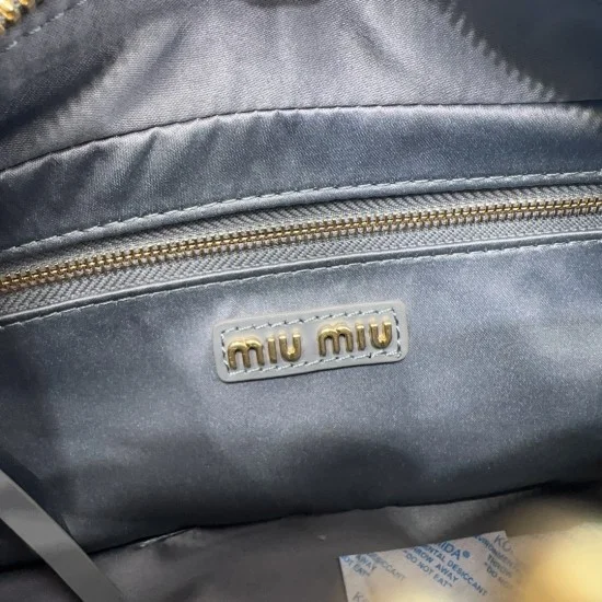 Replica Miu Miu 7772 2604800-2604800-0-0-0-0-0-0 Buddha Luxury Replica Softy Badded Uk - 7772 - Buddha Luxury