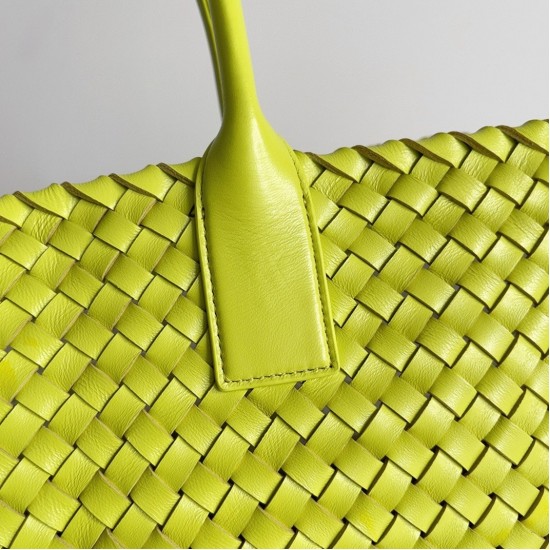 Replica Bottega Veneta Cabat Large Bag In Acid Kiwi Intrecciato Lambskin Uk - 4740 - Buddha Luxury