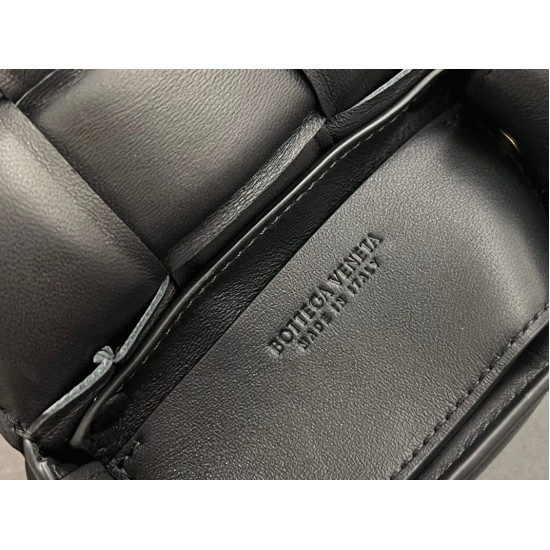 Replica Bottega Veneta Candy Padded Cassette Bag In Black Uk - 4783 - Buddha Luxury