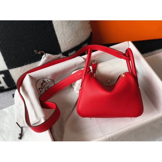Replica Designer Hermes Lindy Mini Handbag In Red Uk Replica Designer Hermes Lindy Mini Handbag In Red Uk