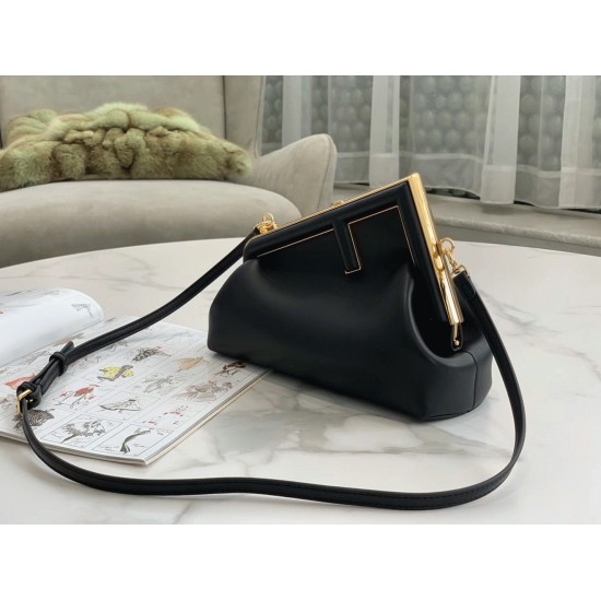 Replica Top Qualityfendi First Medium Bag In Black Nappa Leather Uk Replica Top Qualityfendi First Medium Bag In Black Nappa Leather Uk