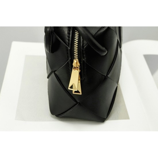 Replica Bottega Veneta Small Cassette Camera Bag Black Uk Replica Bottega Veneta Small Cassette Camera Bag Black Uk