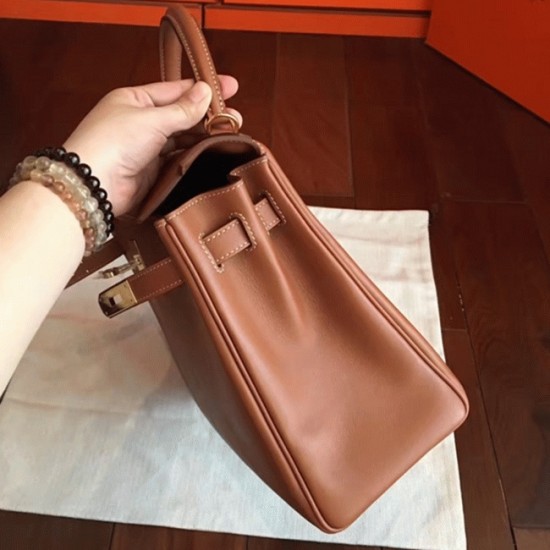 Replica Brown Swifthermes Kelly Retourne 32Cm Soft Leather Handbag Uk Replica Brown Swifthermes Kelly Retourne 32Cm Soft Leather Handbag Uk